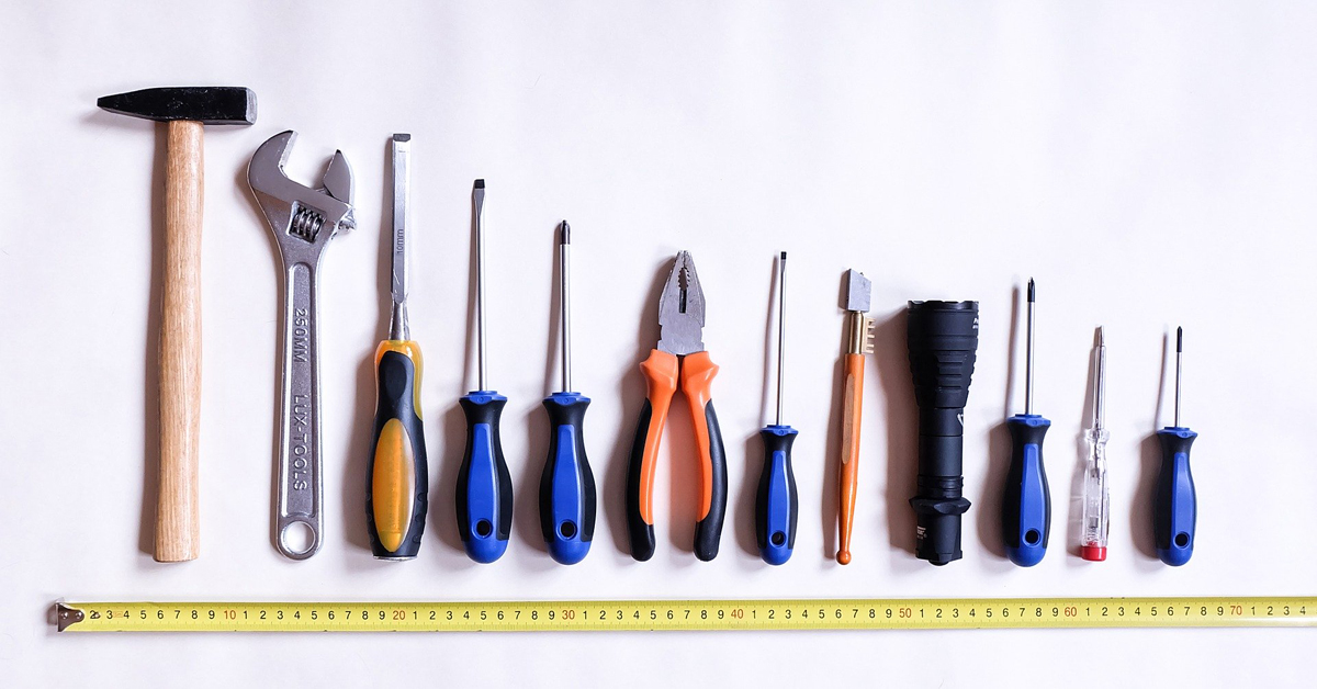 Must-have Home Tools: Screwdriver, Hammer and More