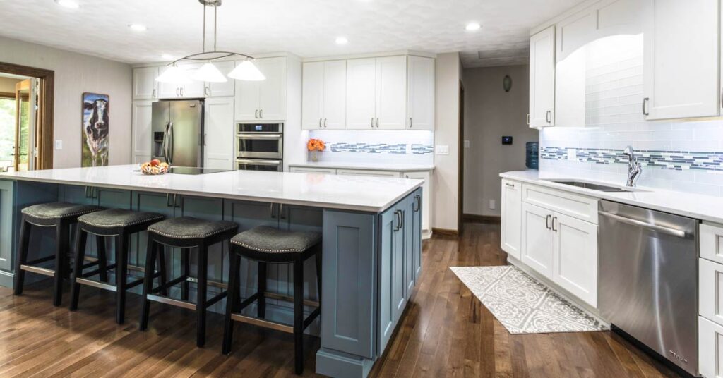 Open Concept Kitchens: Pros, Cons & Design Tips - Seiffert Building ...
